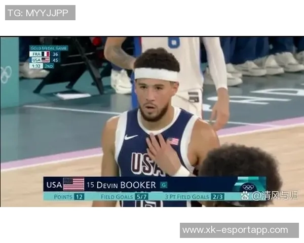 布克表现出色半场10投6中贡献16分2篮板3助攻1盖帽展现全面能力