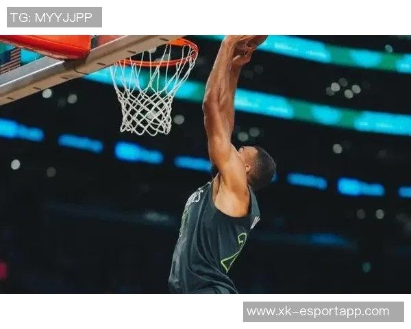 狼队四大主力戈贝尔里德迪文麦丹首节齐上阵后再无出场机会 狼队四大主力戈贝尔里德迪文麦丹首节齐上阵后再无出场机会