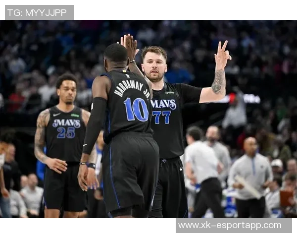 贝弗利盛赞康宁汉姆如东契奇喜爱马克西并称其每年都有进步