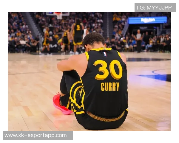 库里半场表现平平仅得11分7投2中状态堪忧引发球迷关注